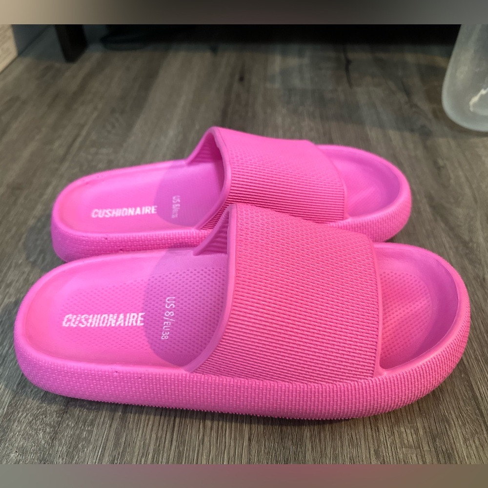 Cushionaire Pink Slides